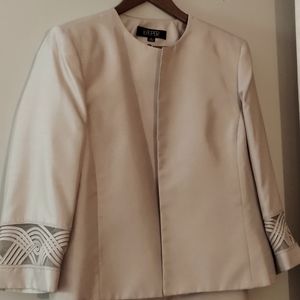 Kasper 3 piece evening/formal suit. Cream with tones of gold. Tags been removed.